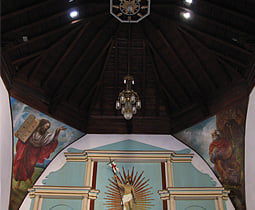 Altar de la Catedral San Isidoro Interior de la Iglesia San Isidoro